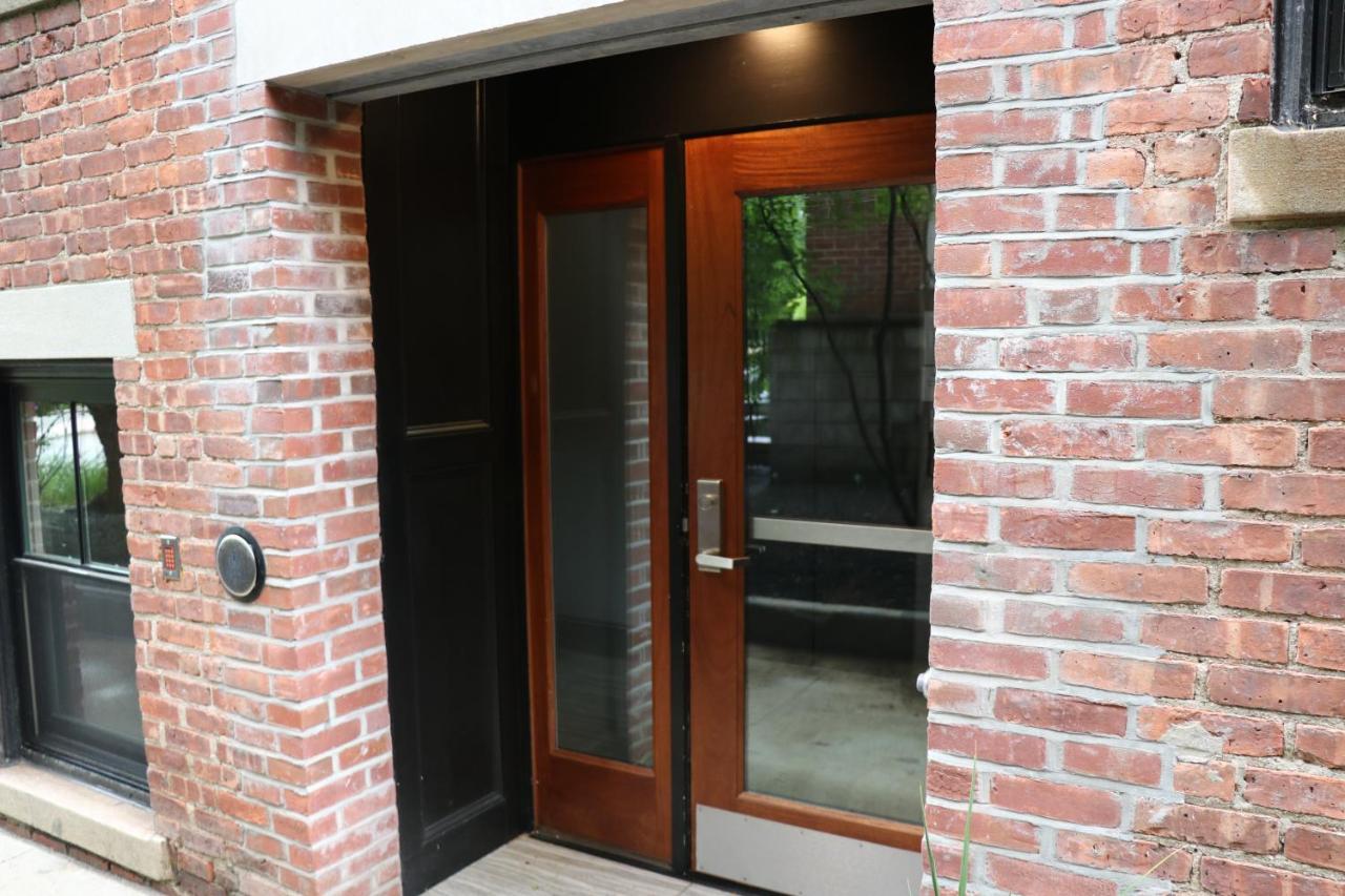 A Stylish Stay W/ A Queen Bed, Heated Floors.. #34 Brookline Kültér fotó